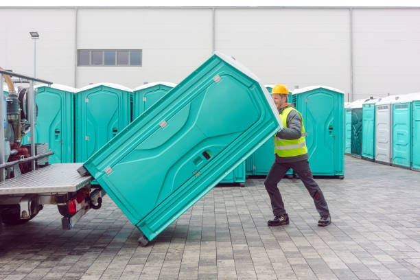 Best Portable bathroom rental  in Tuscola, IL